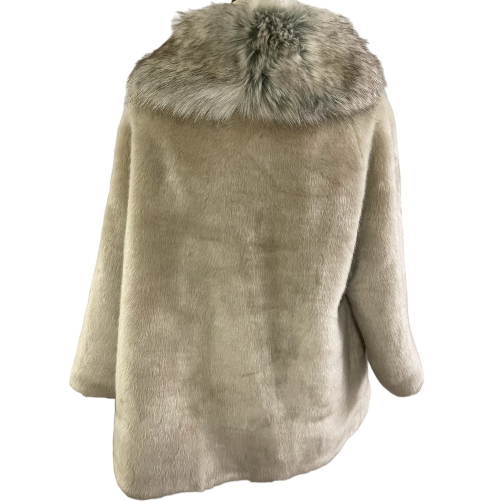 EMERSON FRY TUCKERNUCK Edie Faux Fur Coat New Without Tags - Picture 9 of 16